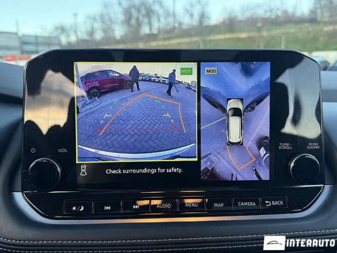 Nissan Rogue 47 interauto-car