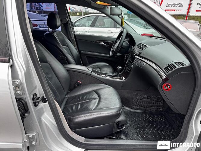 Mercedes E 200 33 interauto-car