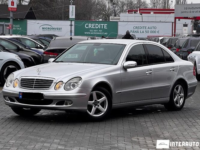 Mercedes E 200 29 interauto-car