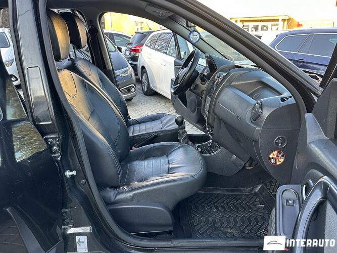 Dacia Duster 44 interauto-car