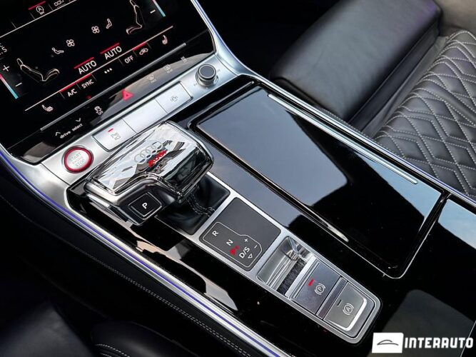 Audi S7 44 interauto-car