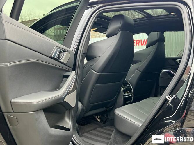 BMW X6 M5.0D 49 interauto-car