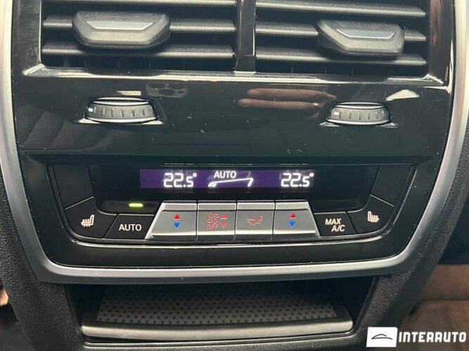 BMW X6 M5.0D 48 interauto-car