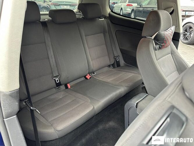 Volkswagen Golf GT 33 interauto-car