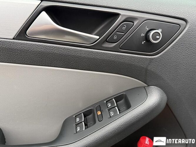 Volkswagen Jetta 45 interauto-car