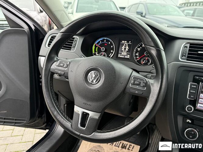 Volkswagen Jetta 36 interauto-car