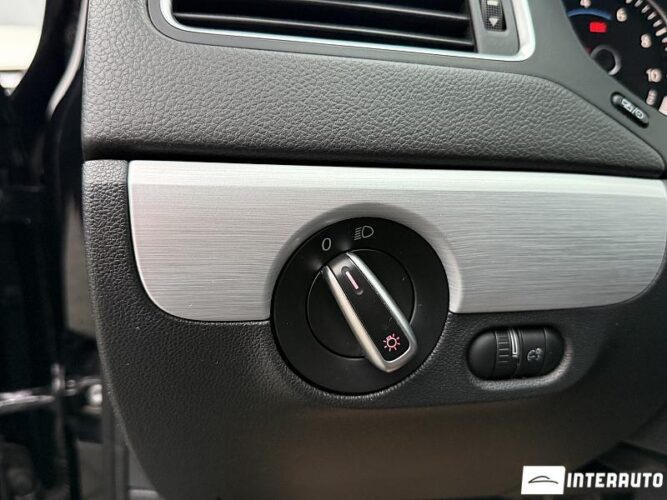 Volkswagen Jetta 46 interauto-car