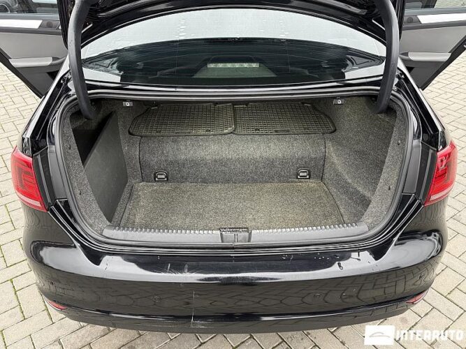 Volkswagen Jetta 48 interauto-car