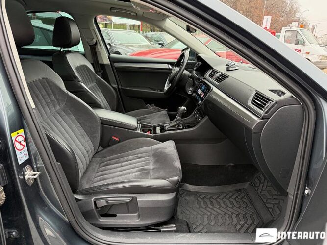 Skoda Superb 38 interauto-car