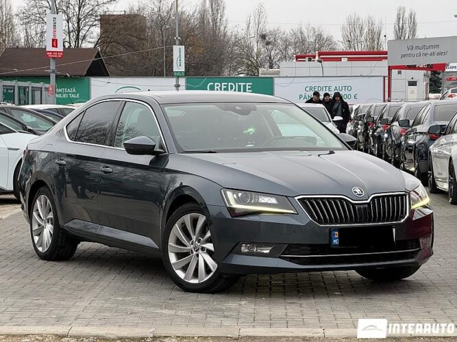 Skoda Superb 35 interauto-car