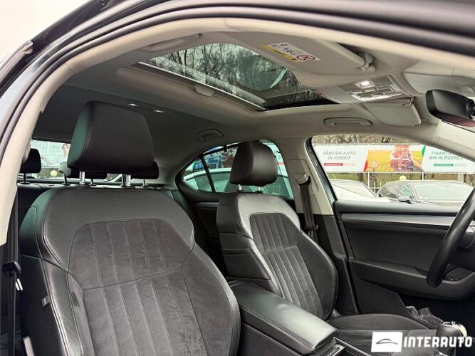 Skoda Superb 48 interauto-car