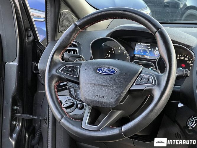 Ford Kuga 37 interauto-car