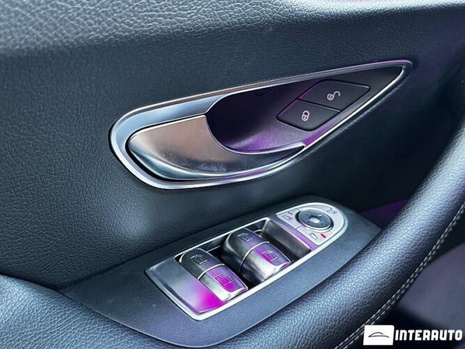 Mercedes E 300 45 interauto-car