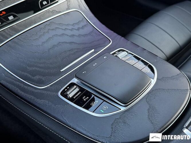 Mercedes E 300 43 interauto-car