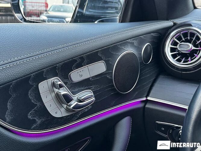 Mercedes E 300 46 interauto-car
