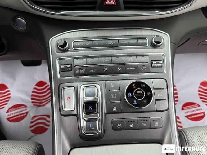 Hyundai Santa Fe 55 interauto-car