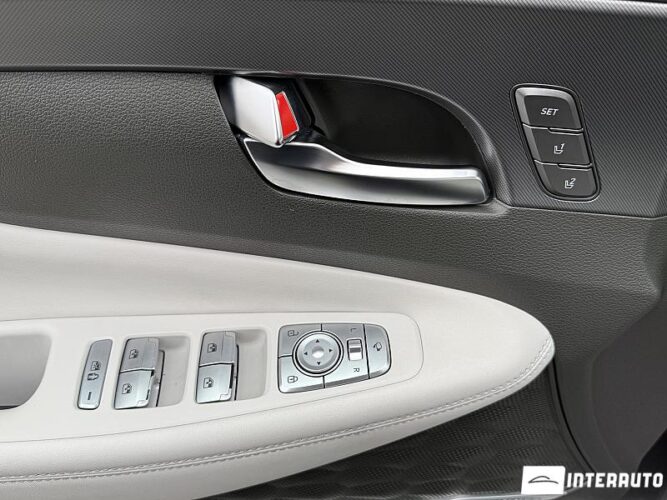 Hyundai Santa Fe 66 interauto-car