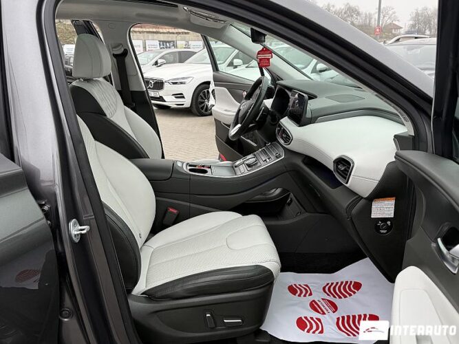 Hyundai Santa Fe 62 interauto-car