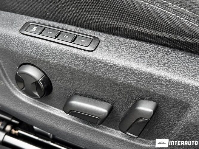 Skoda Superb 48 interauto-car