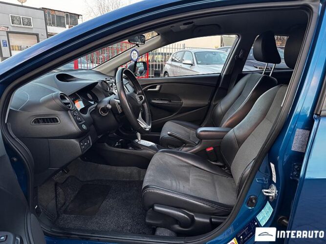 Honda Insight 33 interauto-car