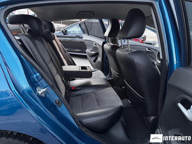 Honda Insight 36 interauto-car