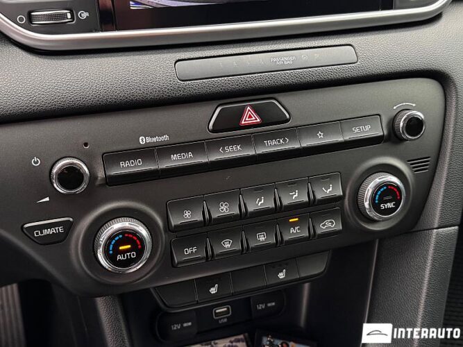 Kia Sportage 42 interauto-car