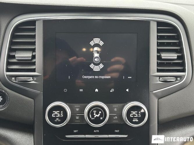 Renault Megane 42 interauto-car