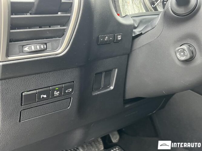 Lexus NX 200T 47 interauto-car