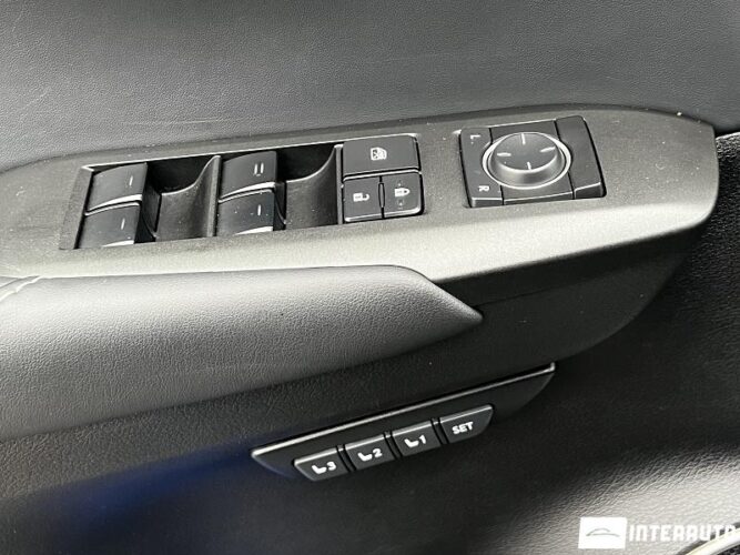 Lexus NX 200T 45 interauto-car