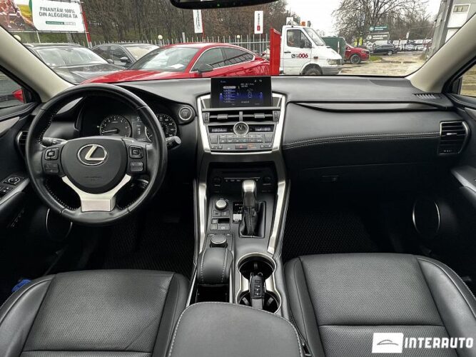 Lexus NX 200T 40 interauto-car