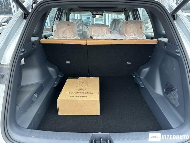 Geely Galaxy Starship 7 50 interauto-car