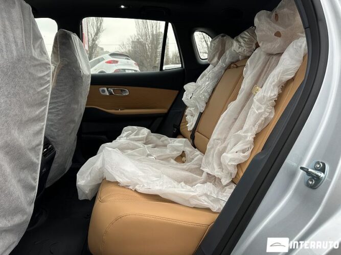 Geely Galaxy Starship 7 49 interauto-car