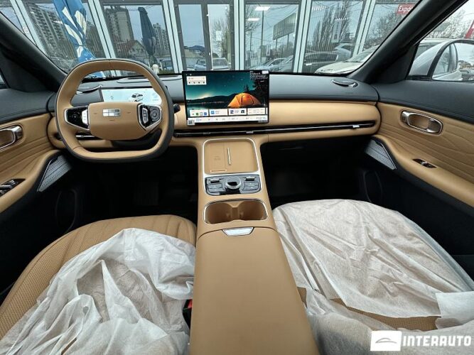 Geely Galaxy Starship 7 40 interauto-car
