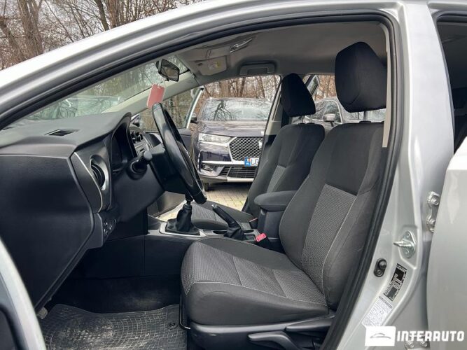 Toyota Auris 35 interauto-car