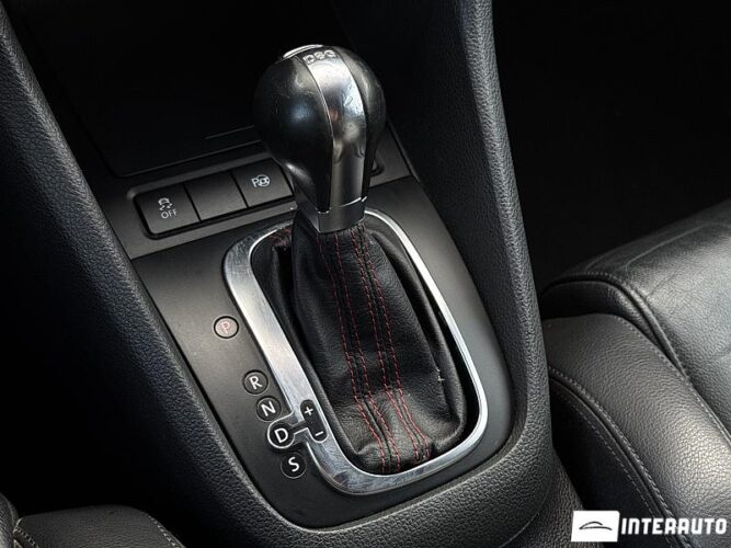 Volkswagen Golf GTI 42 interauto-car