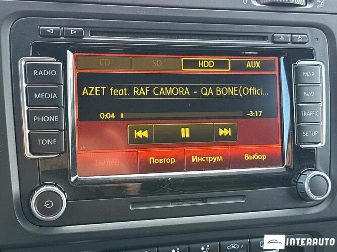 Volkswagen Golf GTI 40 interauto-car