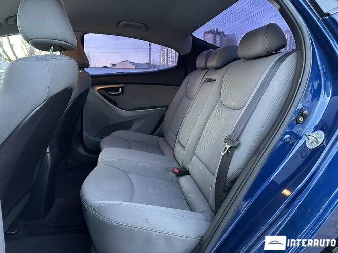 Hyundai Elantra 45 interauto-car