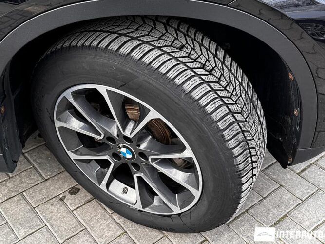 BMW X5 4.0D 57 interauto-car