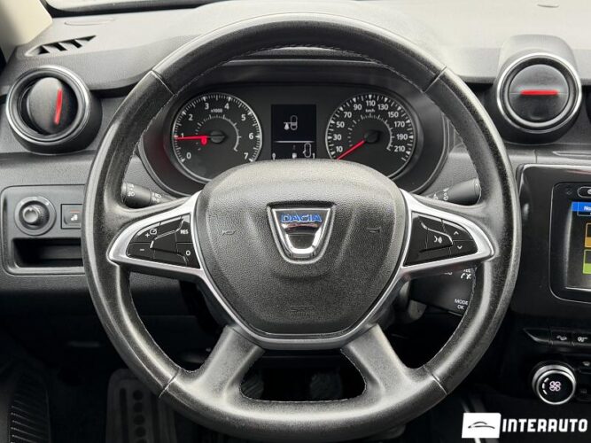 Dacia Duster 36 interauto-car