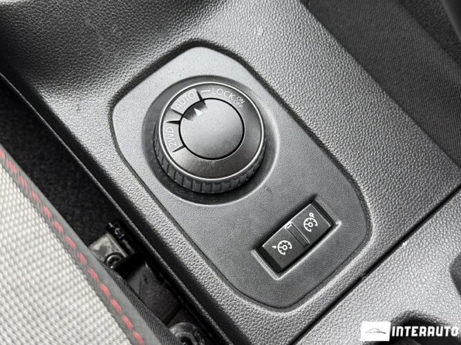 Dacia Duster 41 interauto-car