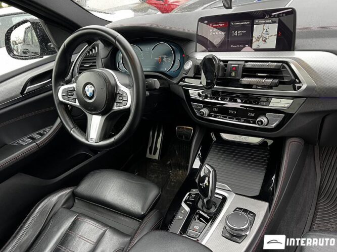 BMW X4 3.0i 37 interauto-car