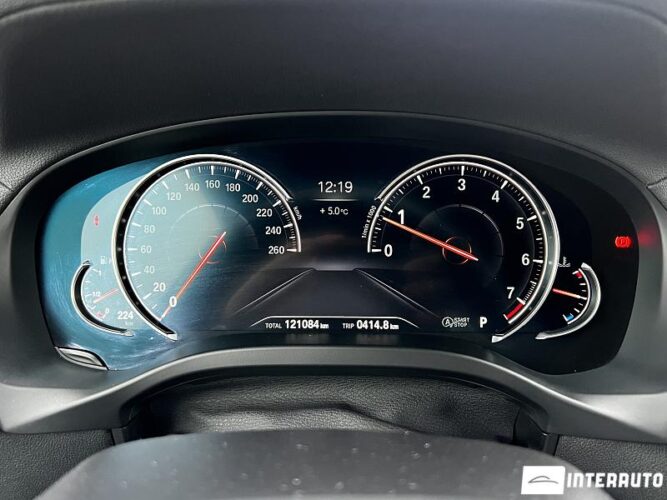 BMW X4 3.0i 42 interauto-car