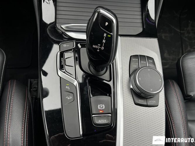 BMW X4 3.0i 45 interauto-car