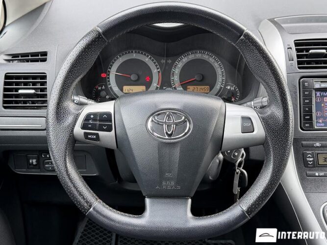 Toyota Auris 39 interauto-car