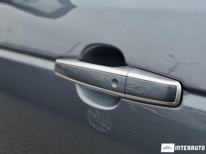 Land Rover Range Rover Vogue 45 interauto-car