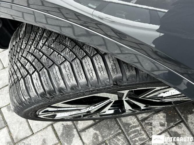 BMW X7 4.0d 69 interauto-car