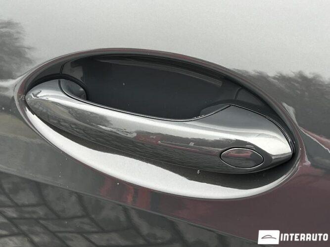 BMW X7 4.0d 68 interauto-car