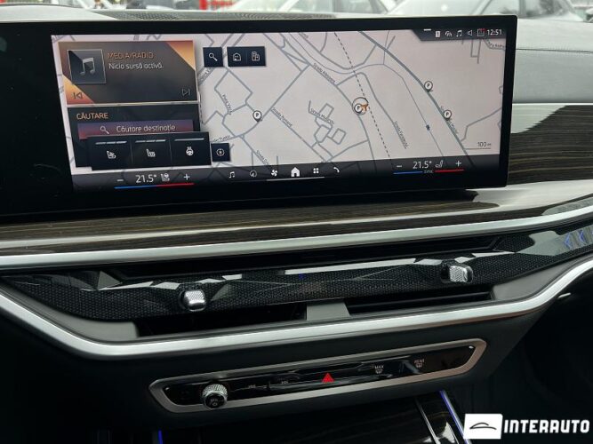 BMW X7 4.0d 50 interauto-car