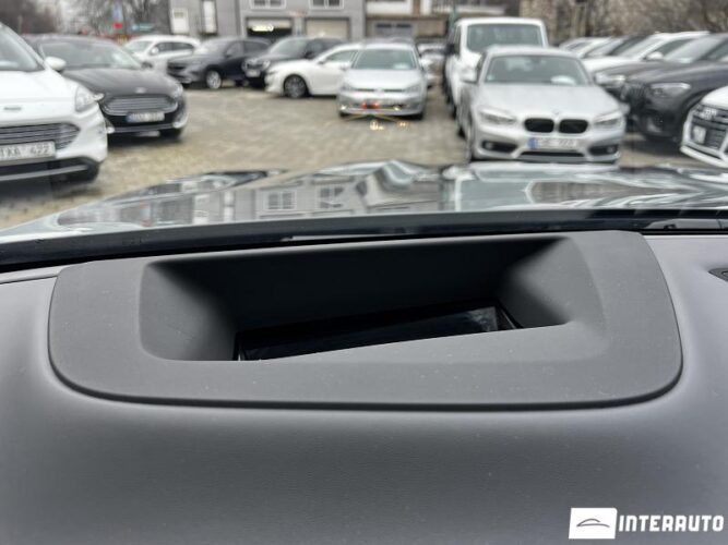 BMW X7 4.0d 52 interauto-car