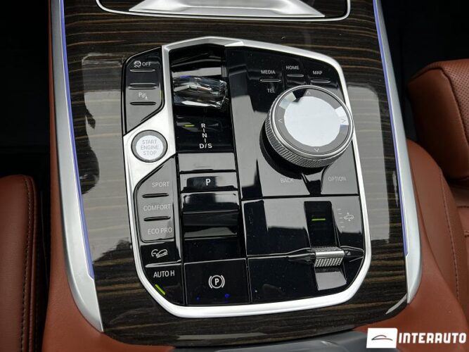BMW X7 4.0d 54 interauto-car